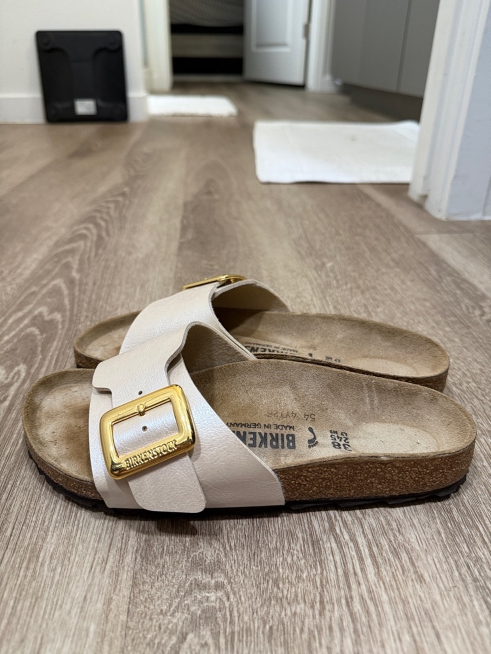 Birkenstock Madrid Single Strap Sandals in beige with Gold Buckles - Picture 4 of 5